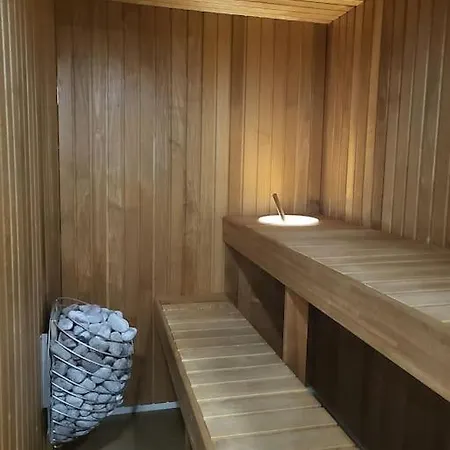 Digu Holiday House